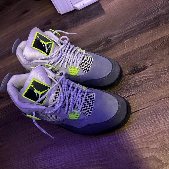 different pairs of jordans